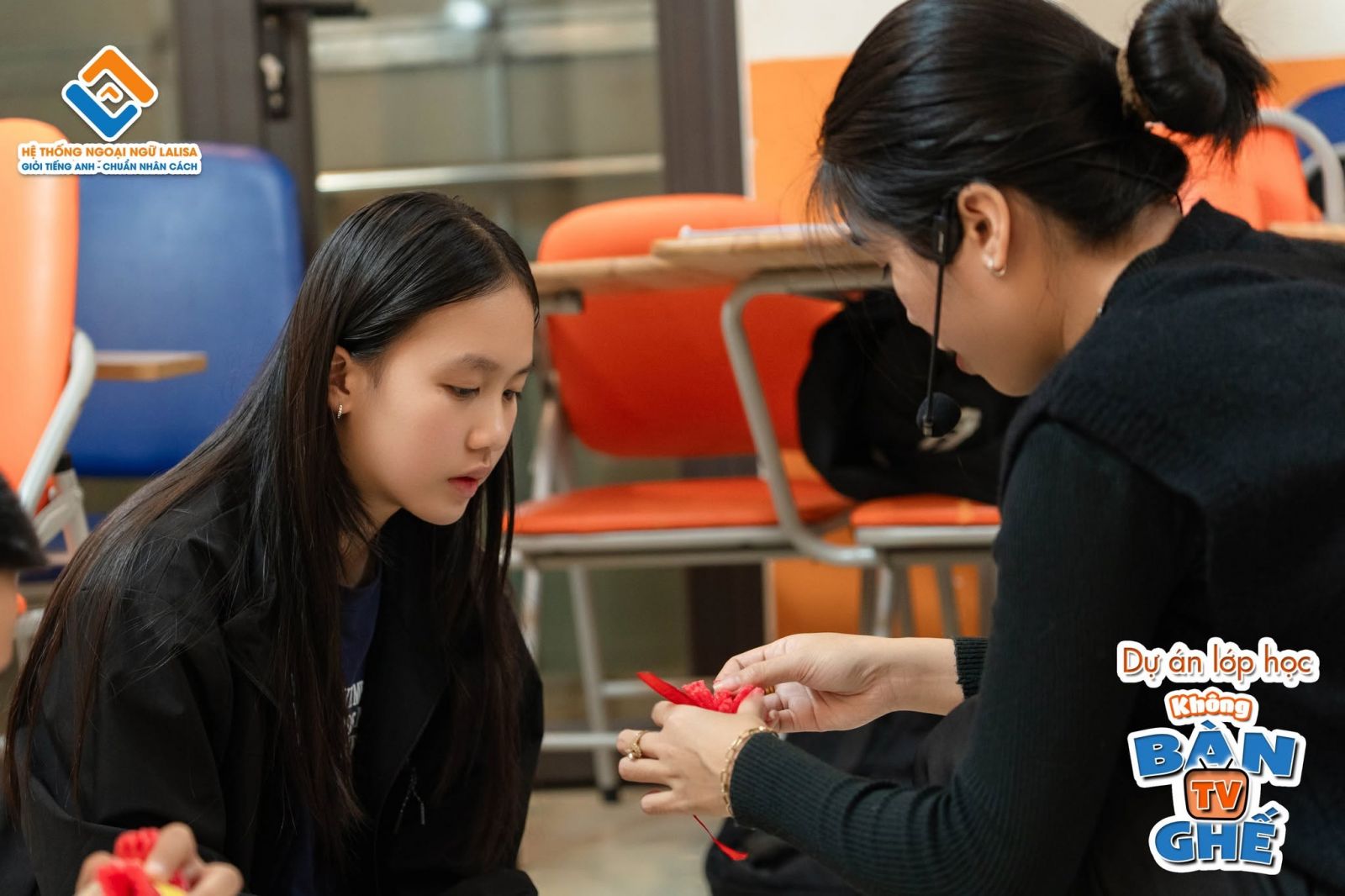 Bên Trong Một Khóa Học Tiếng Anh Giao Tiếp Tại Lalisa Có Những Gì